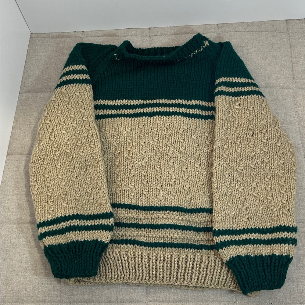 Sweater. Hand made. Vintage. Green and Beige Knit Sweater
